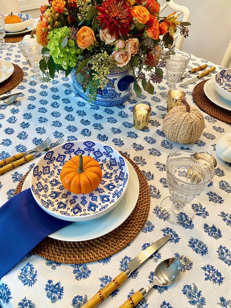 Our Thanksgiving Tablescape with Williams Sonoma – The Blue